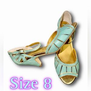 Seychelles Mint and Gold Women's Cone Heels SZ 8